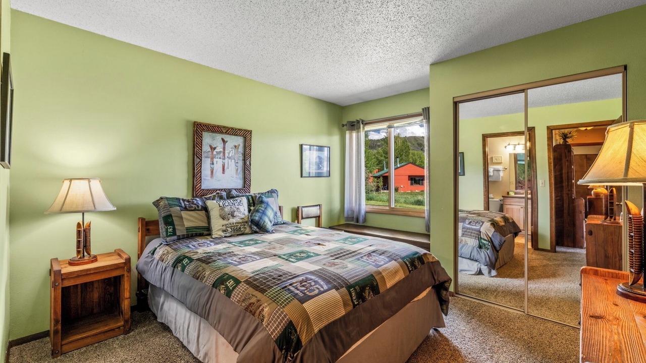 Photo of Bedroom in Clark
