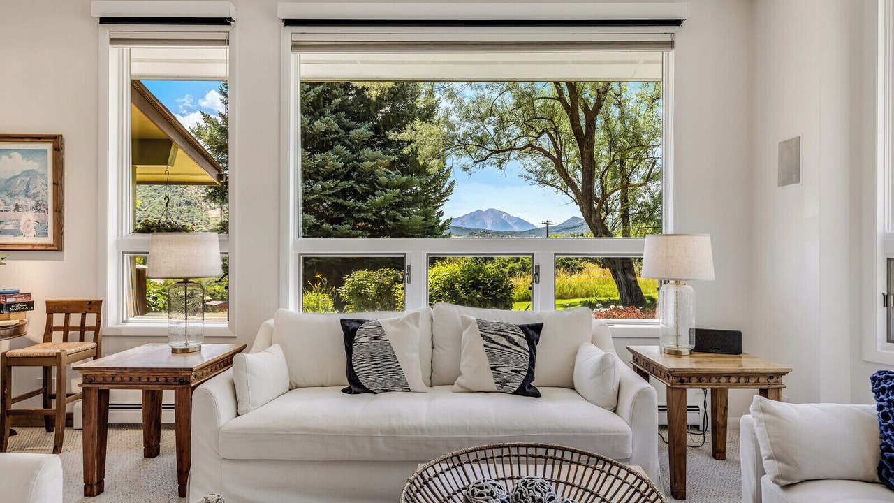Photo of Livingroom in Glenwood Springs