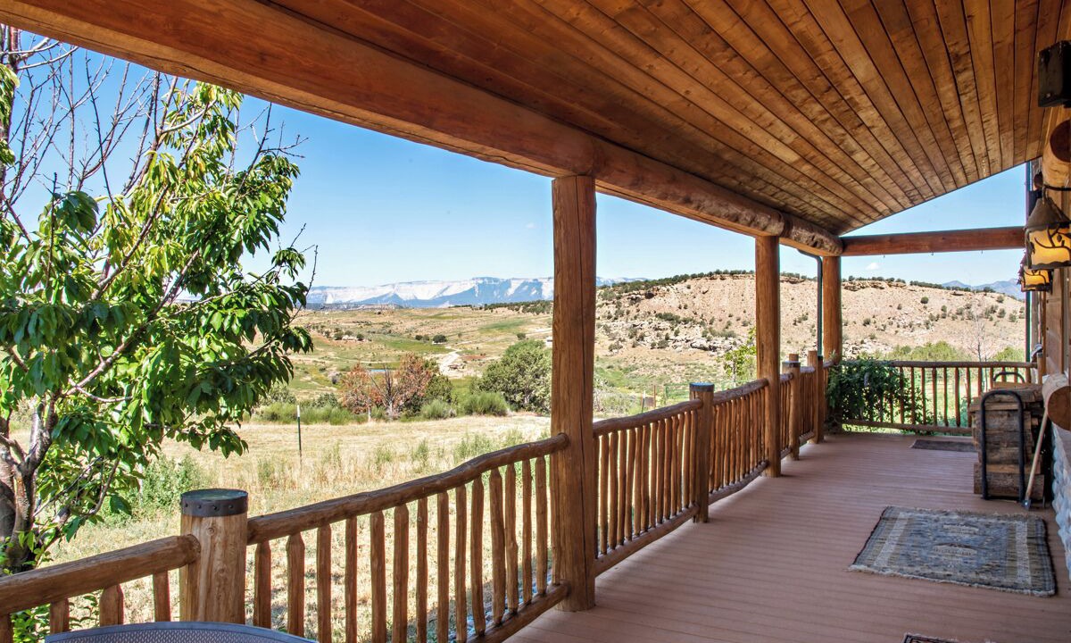 Photo of Patio Balcony in Silt