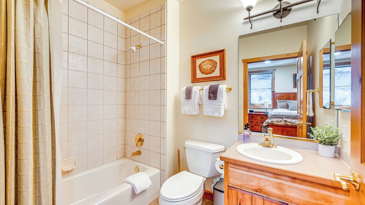 Photo of Bathroom in Old Town
