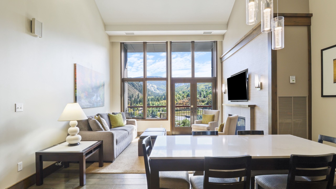Photo of Livingroom in Avon