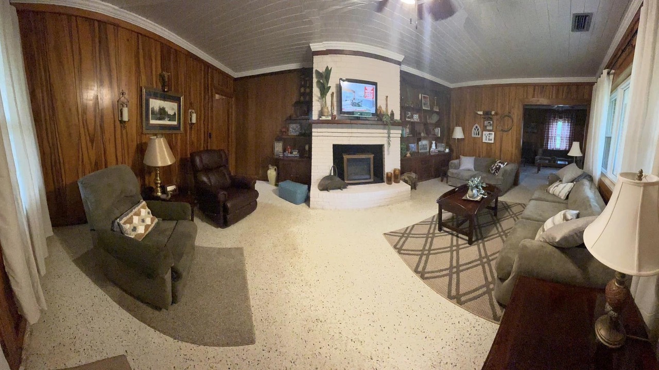 Photo of Livingroom in Donalsonville