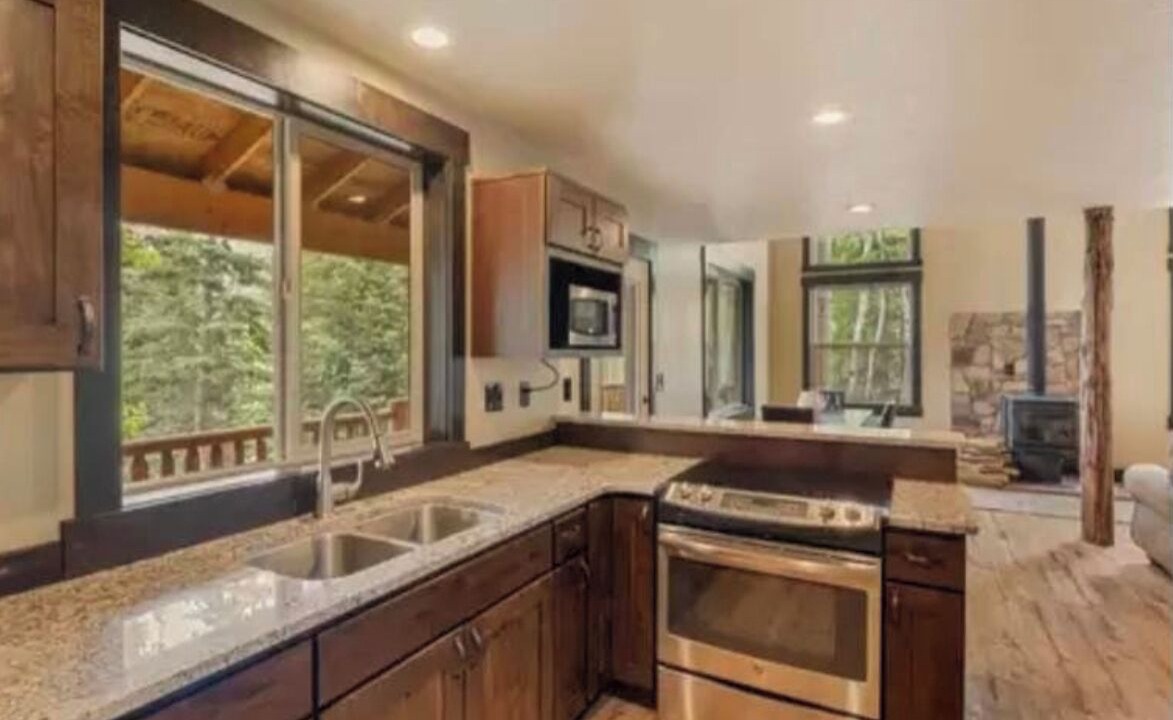 Photo of Kitchen in Mammoth Creek