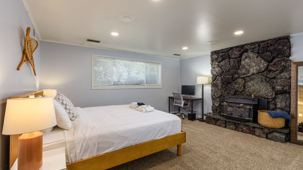 Photo of Livingroom in Cottonwood Heights