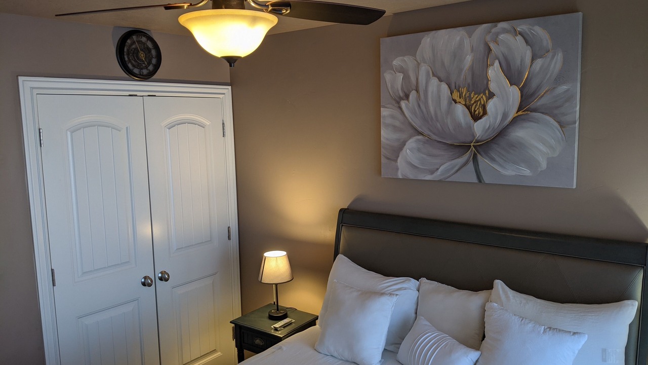 Photo of Bedroom in Maeser