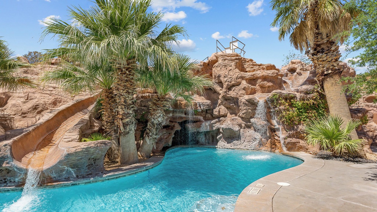 Photo of Outdoor in Hurricane
