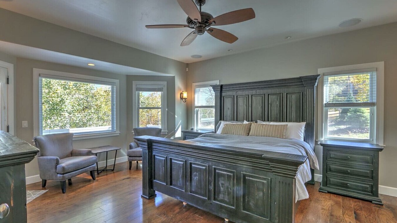 Photo of Bedroom in Glenwood Springs
