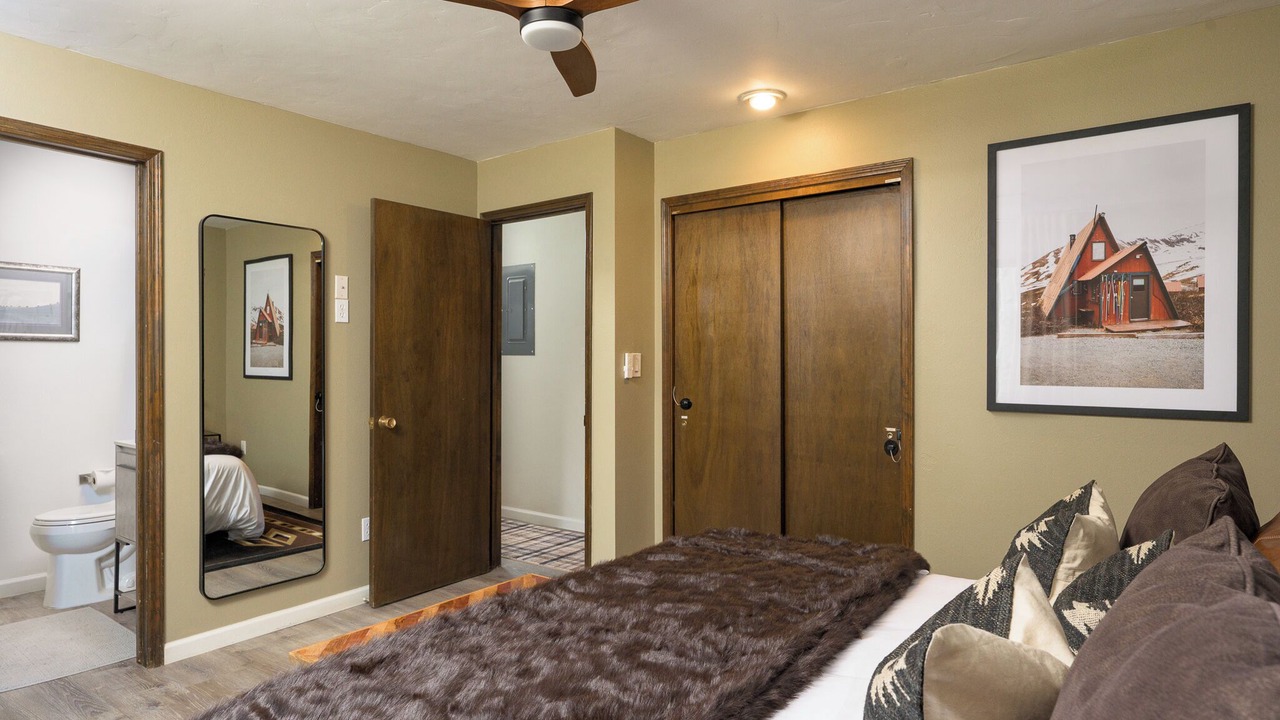Photo of Bedroom in Avon