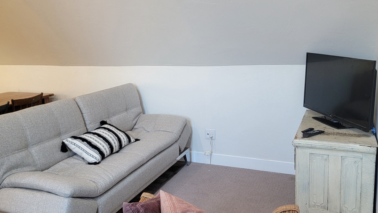 Photo of Livingroom in Eagle