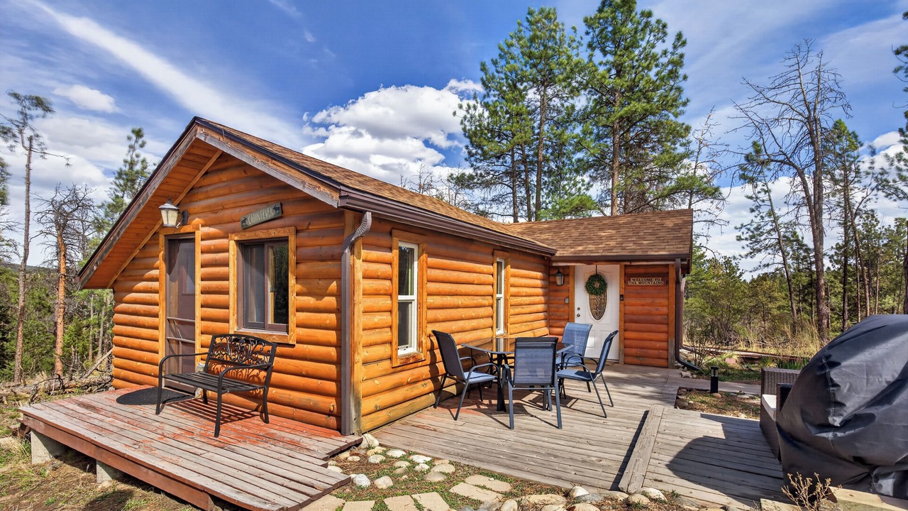 Photo of Outdoor in Pine