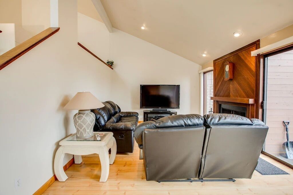 Photo of Livingroom in Cottonwood Heights