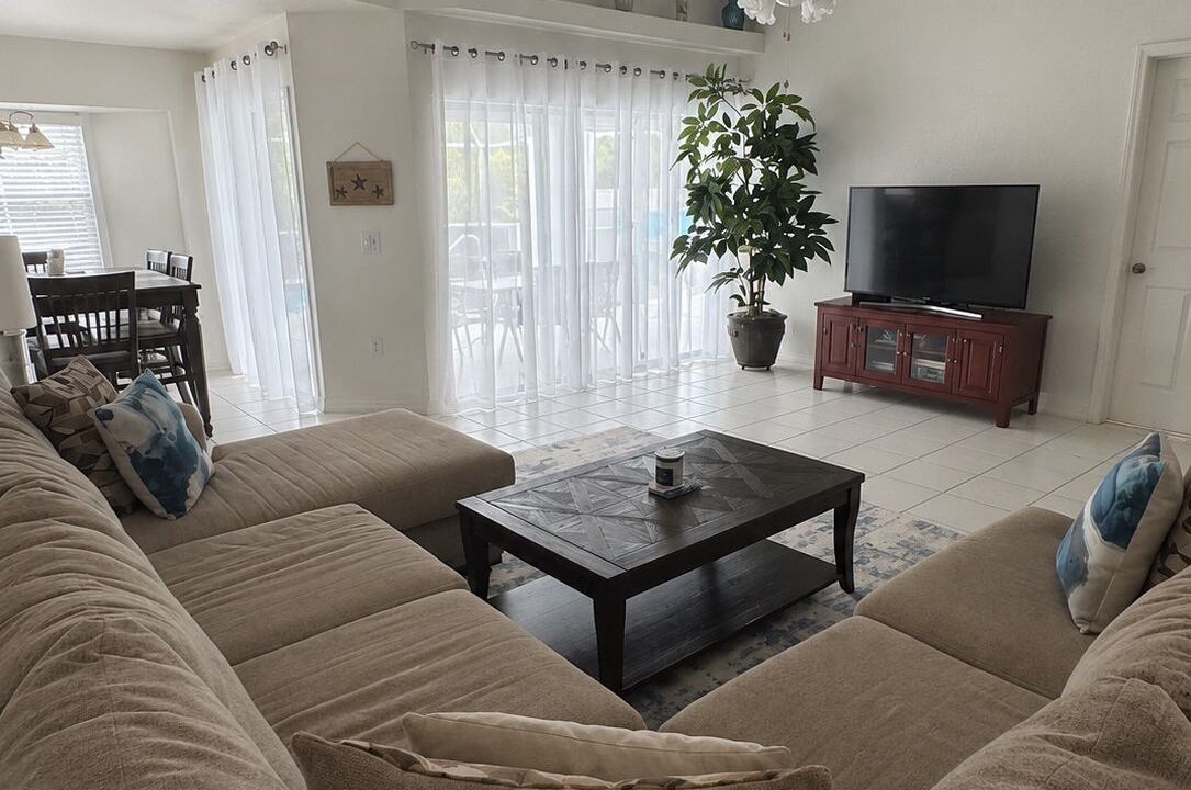 Photo of Livingroom in Rotonda Lakes