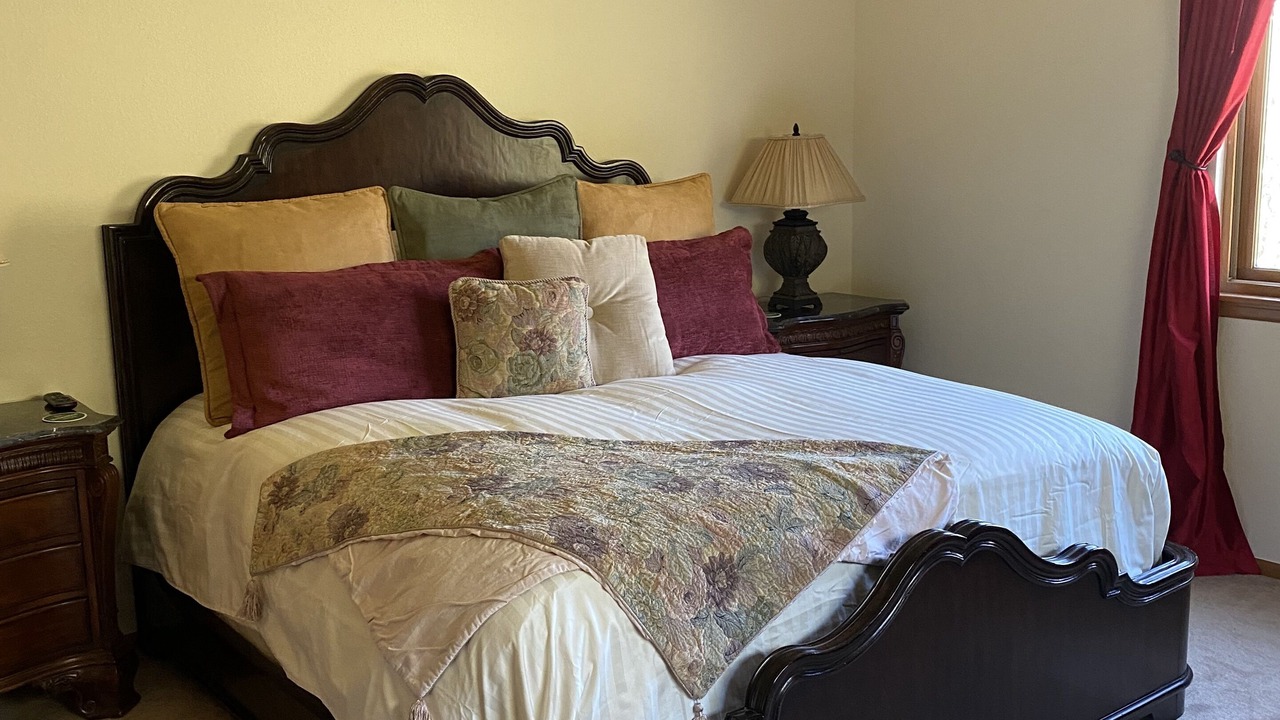 Photo of Bedroom in Evergreen
