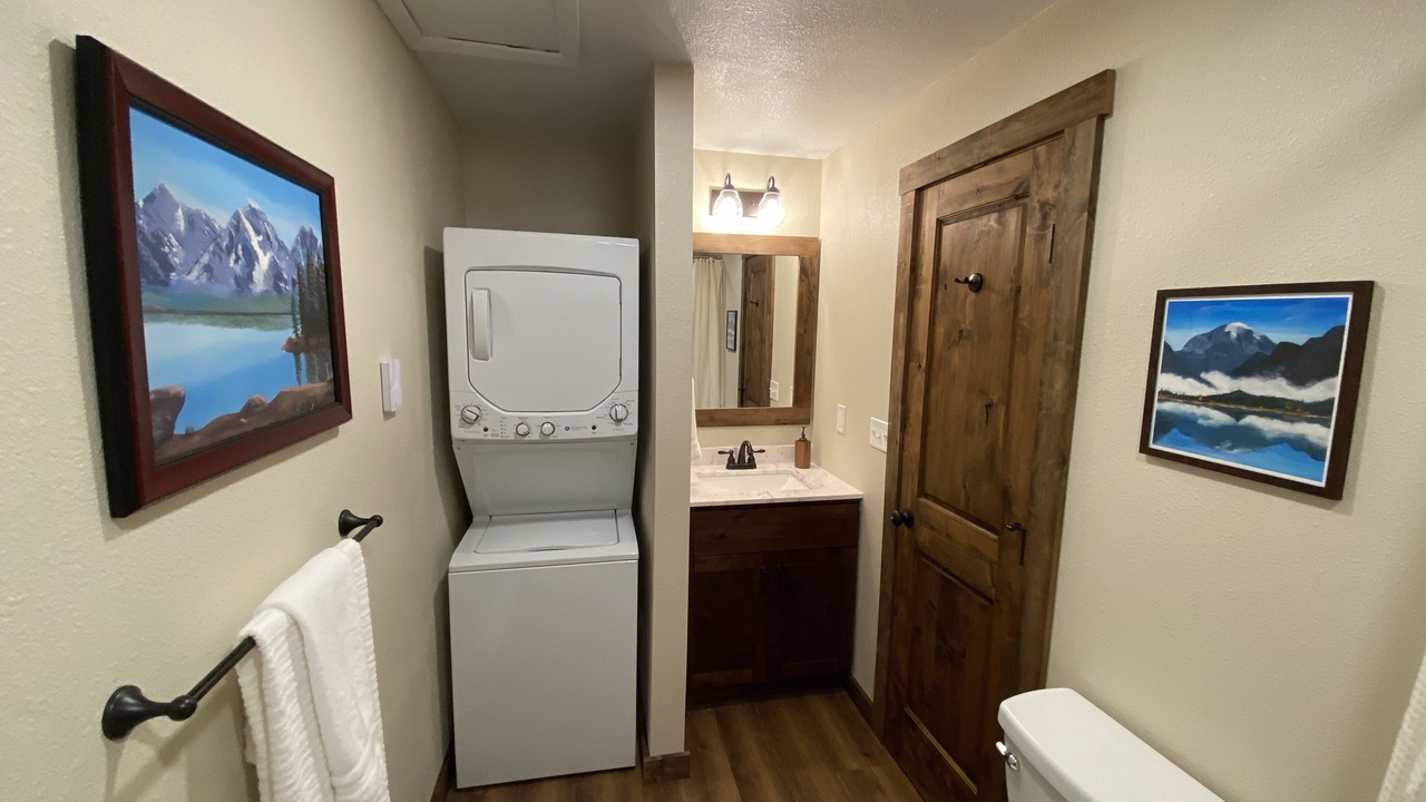 Photo of Bathroom in Grand Lake
