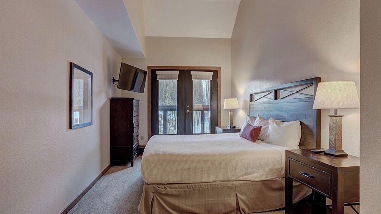 Photo of Bedroom in Copper Mountain Village