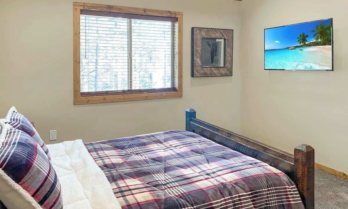 Photo of Bedroom in Duck Creek Village