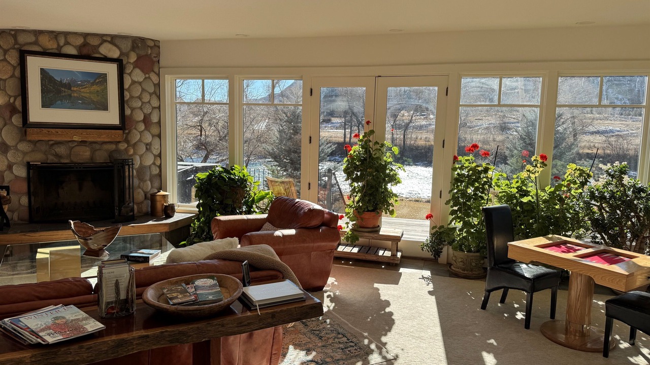 Photo of Livingroom in Glenwood Springs