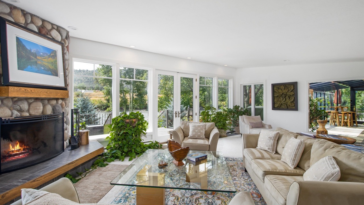 Photo of Livingroom in Glenwood Springs