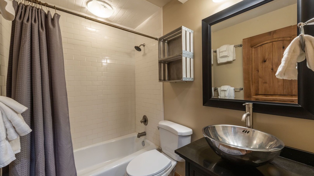 Photo of Bathroom in North Park City