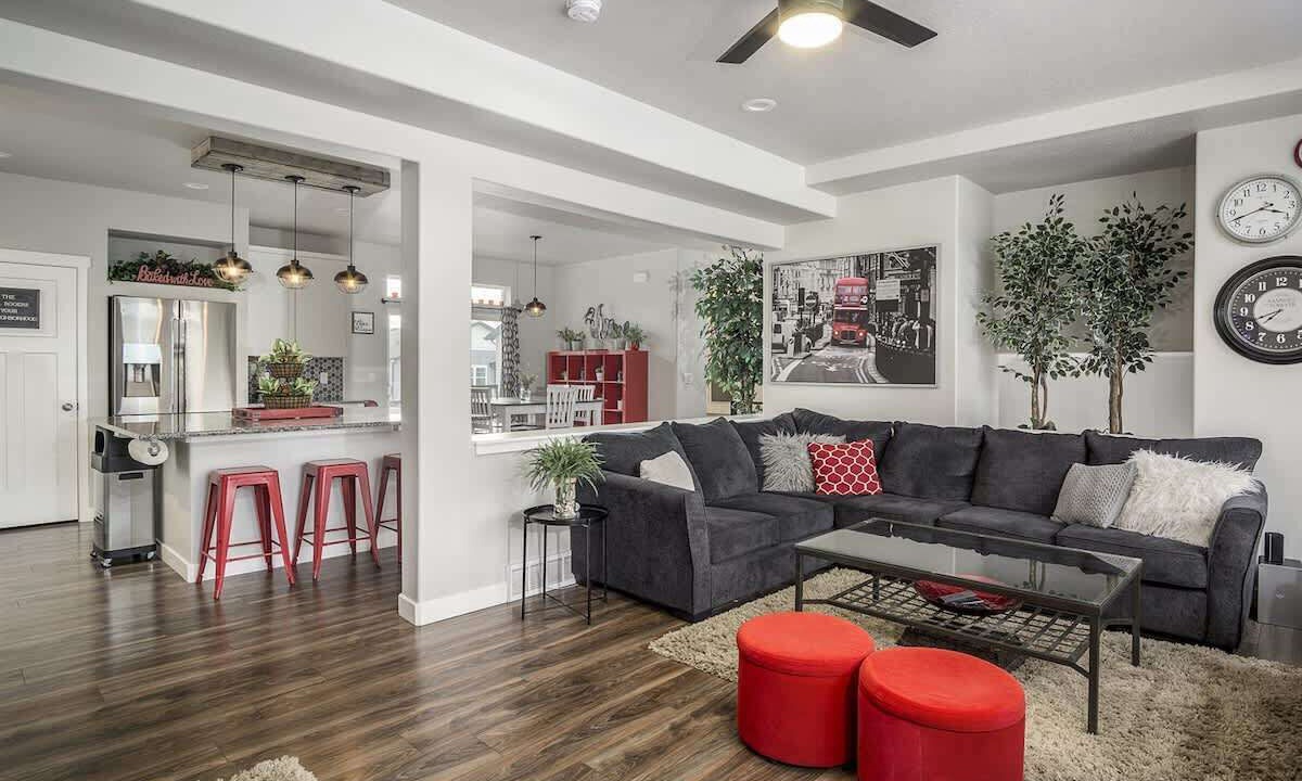 Photo of Livingroom in American Fork