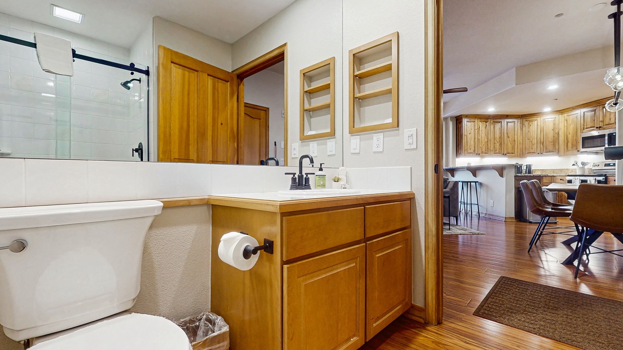 Photo of Bathroom in Edwards