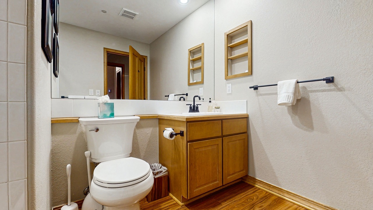 Photo of Bathroom in Edwards