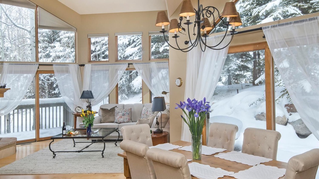 Photo of Bedroom in Edwards