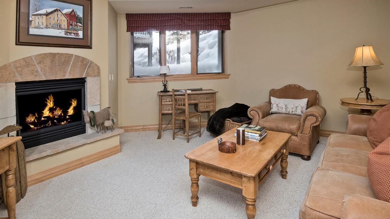 Photo of Bedroom in Edwards