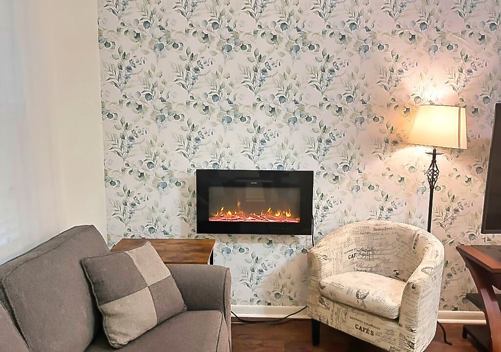 Photo of Livingroom in Tallahassee