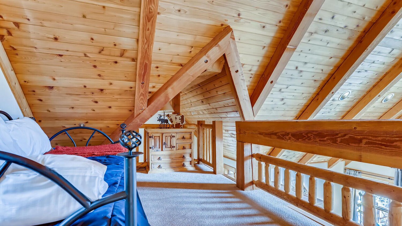 Photo of Bedroom in Keystone