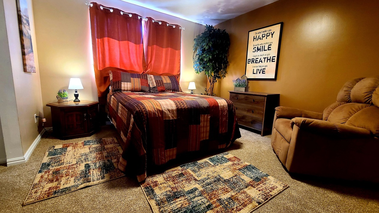 Photo of Bedroom in Cottonwood Heights