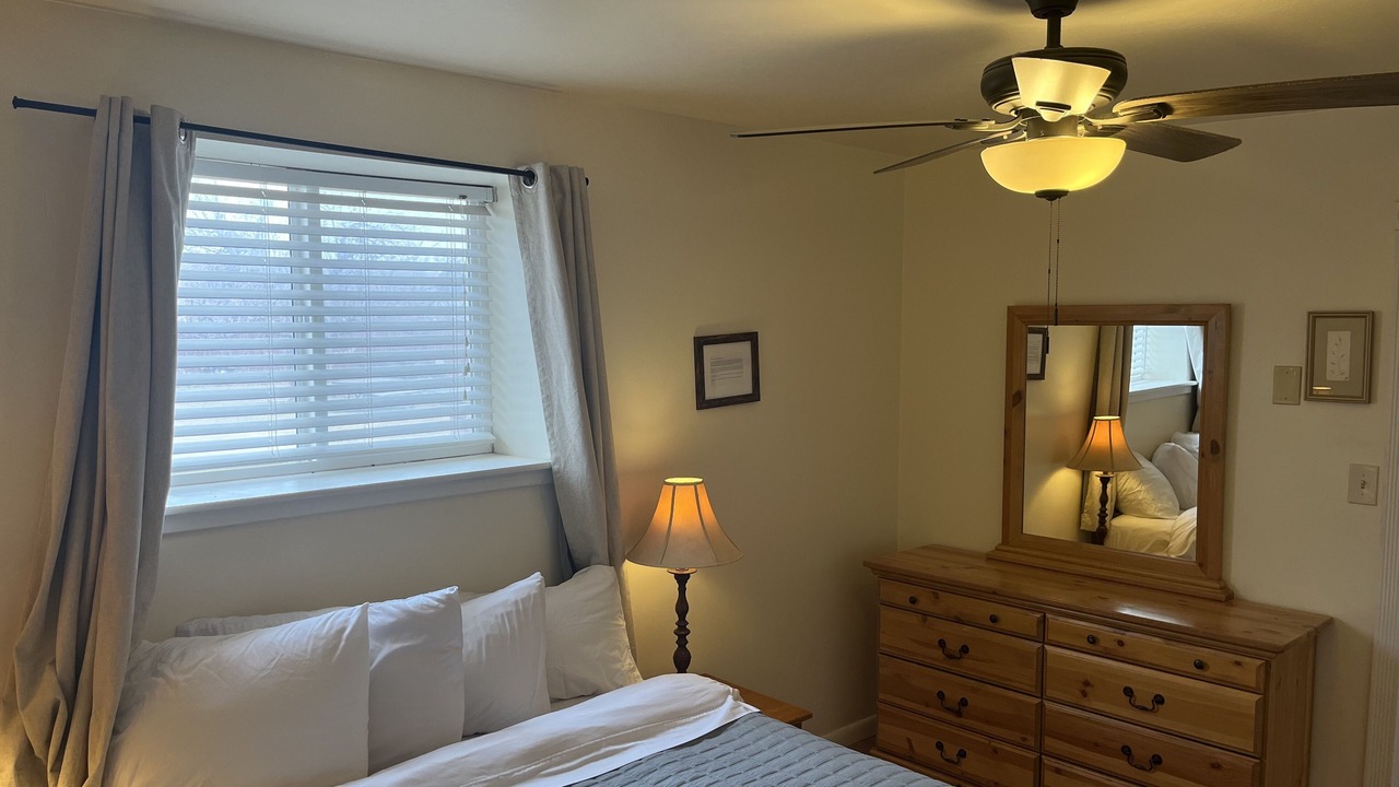 Photo of Bedroom in Torrey
