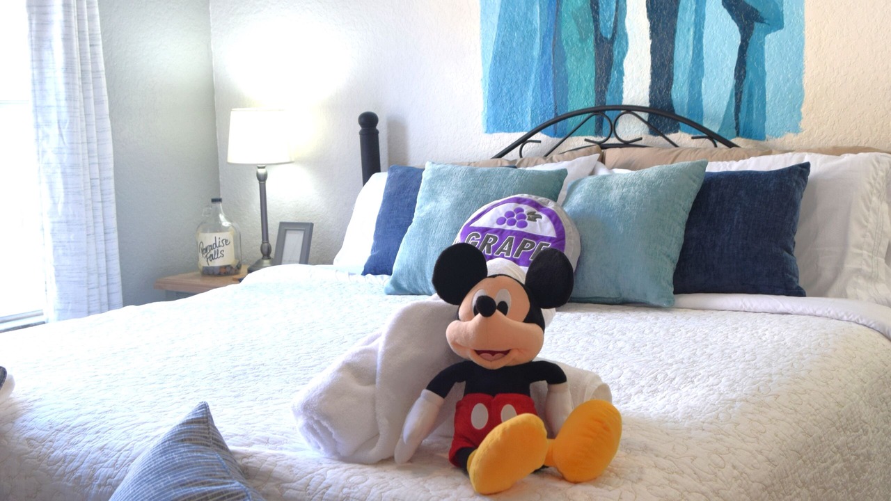 Photo of Bedroom in Regal Palms