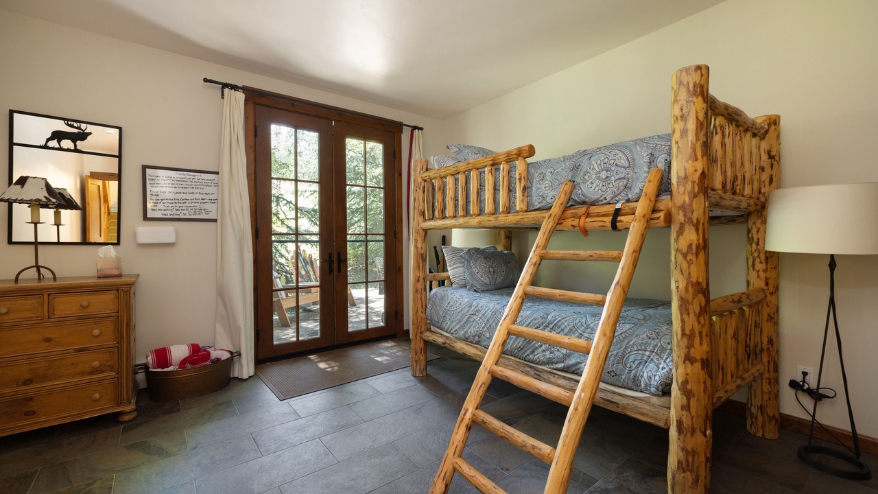 Photo of Bedroom in Avon