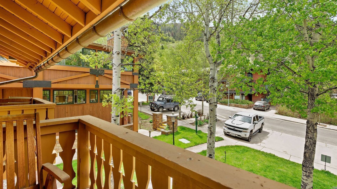 Photo of Patio Balcony in Aspen