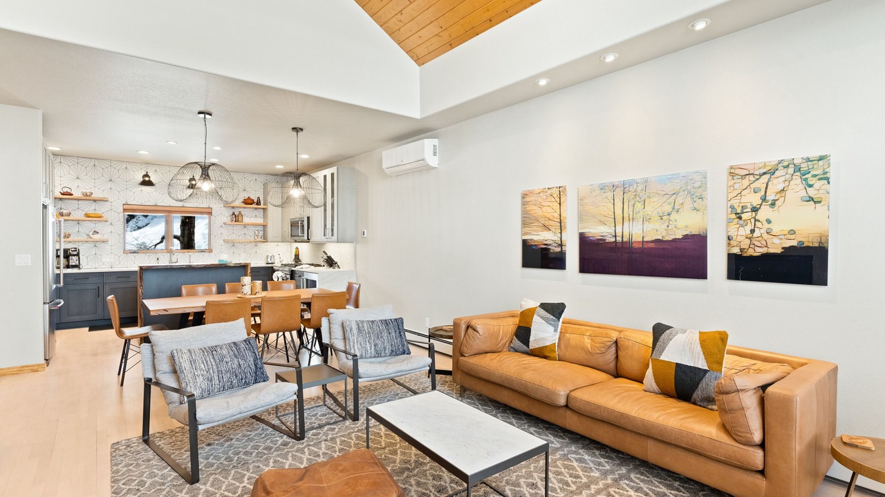 Photo of Livingroom in Steamboat Springs