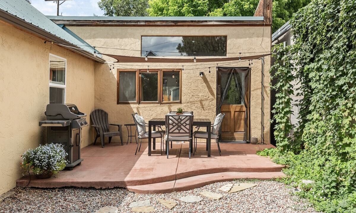 Photo of Outdoor in Carbondale