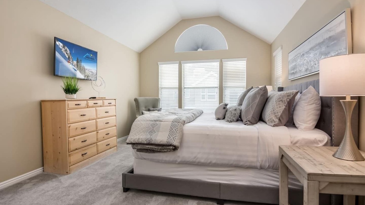 Photo of Bedroom in Cottonwood Heights