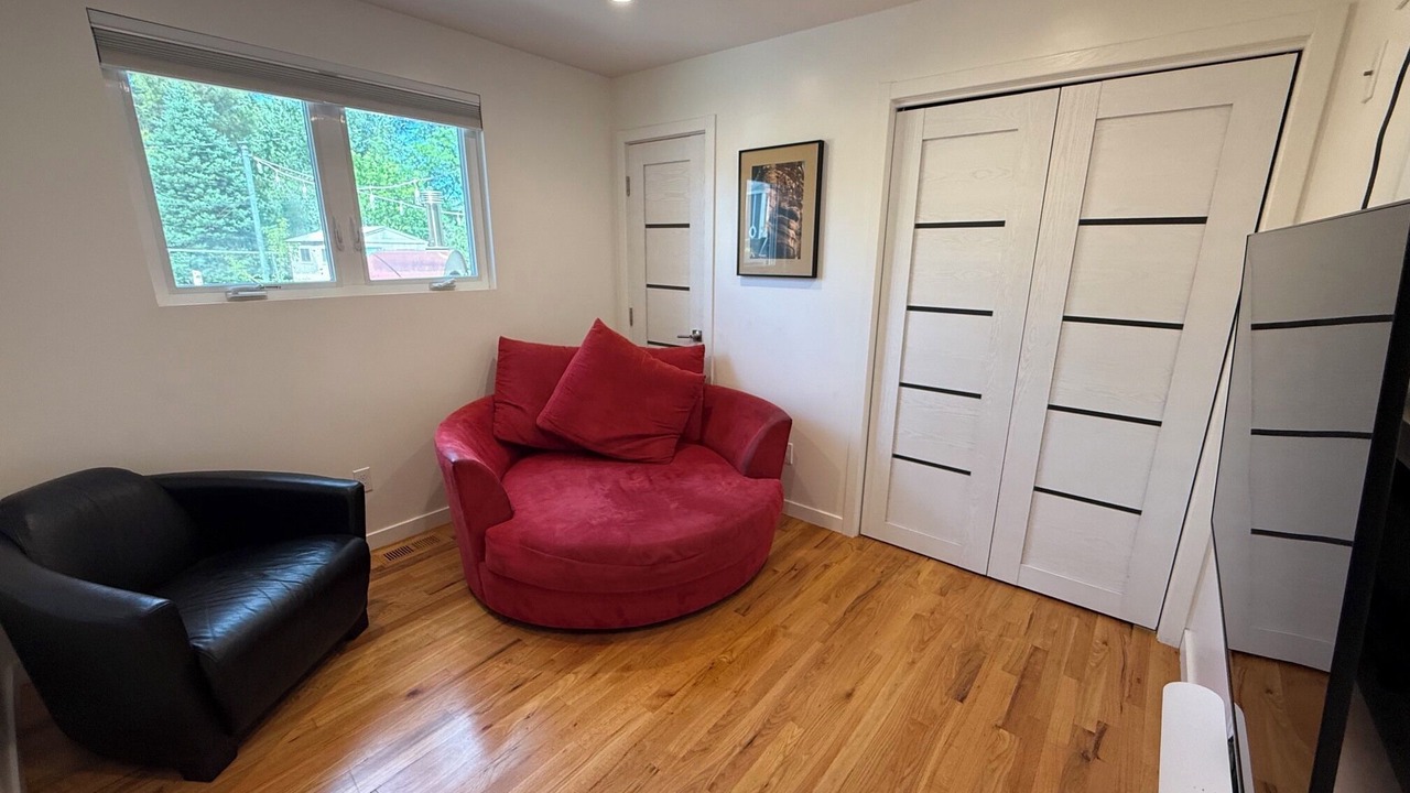 Photo of Livingroom in Old North Boulder