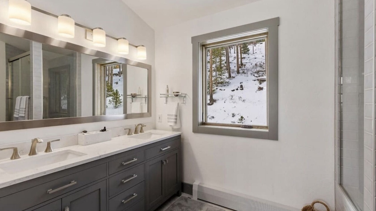 Photo of Bathroom in Breckenridge Heights