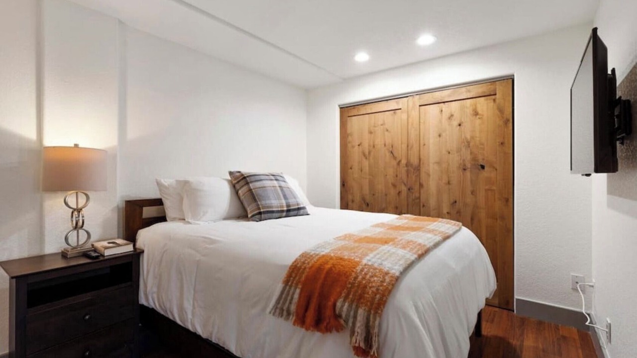 Photo of Bedroom in Breckenridge Heights
