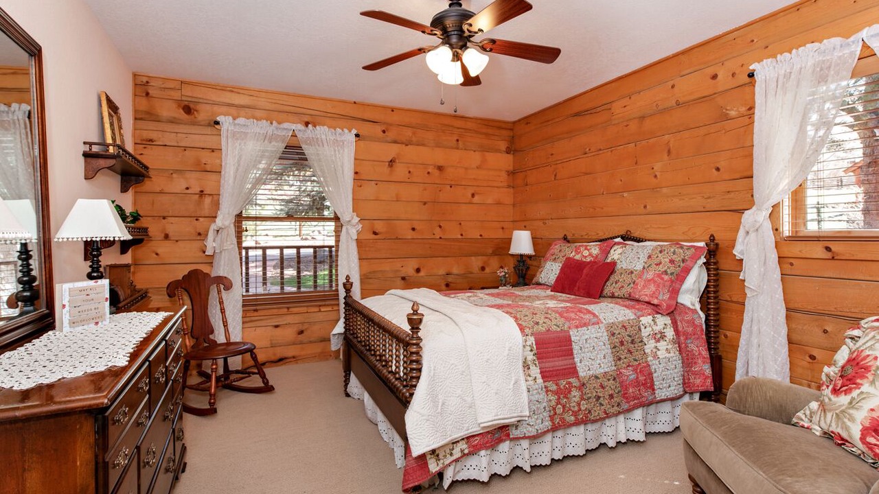 Photo of Bedroom in Carbondale