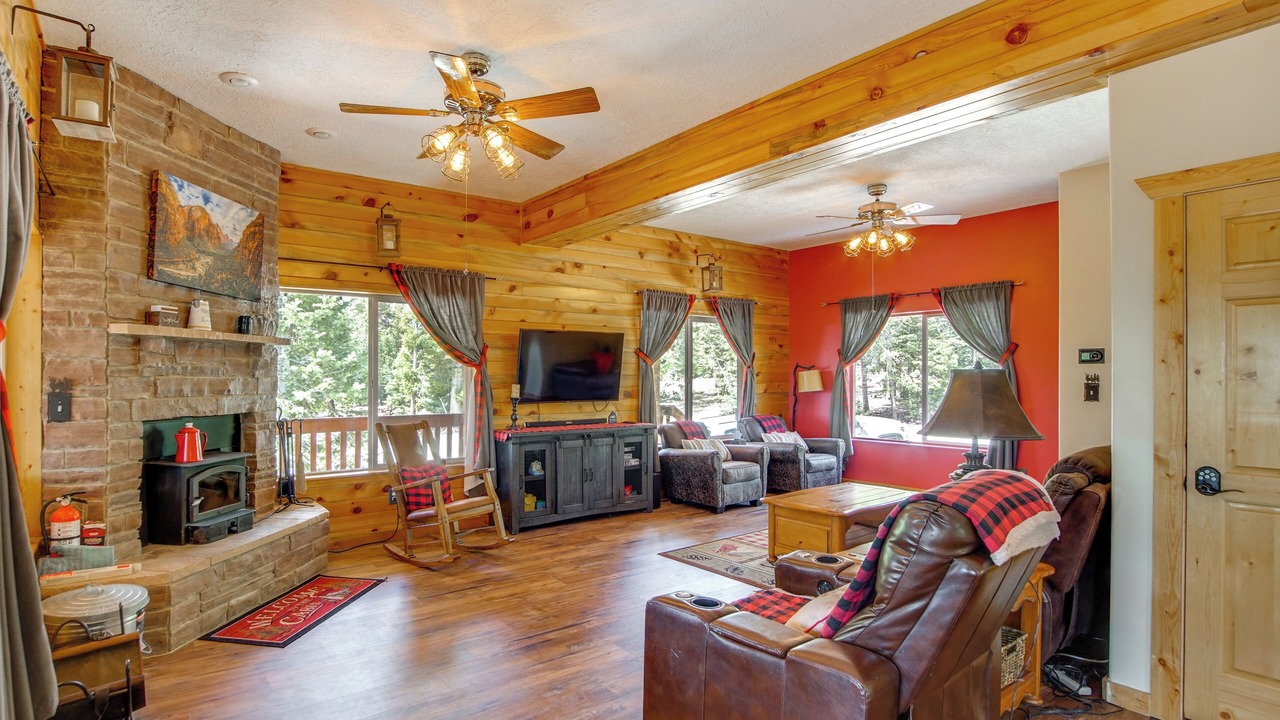 Photo of Bedroom in Meadow View Heights