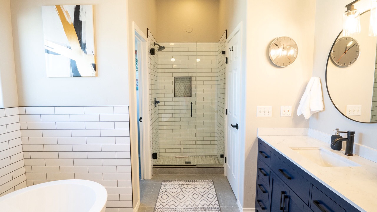 Photo of Bathroom in Edwards