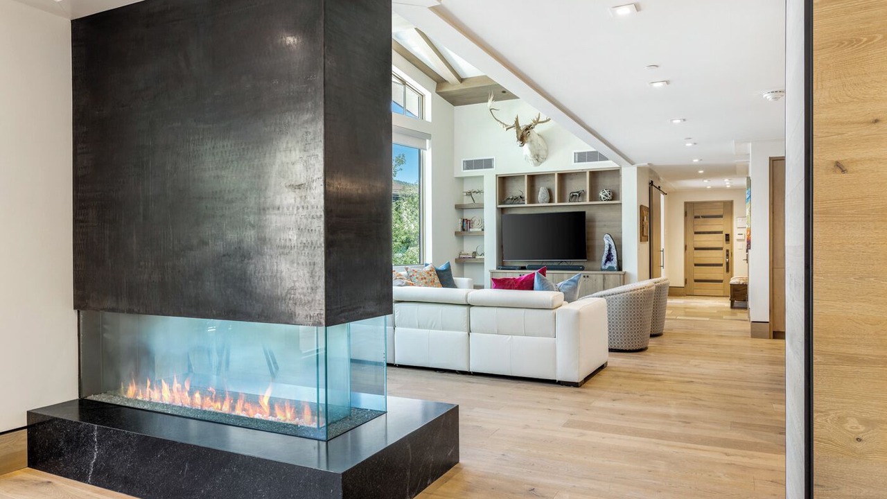Photo of Livingroom in Vail