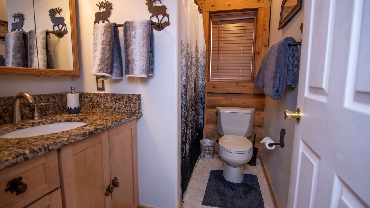 Photo of Bathroom in Grand Lake