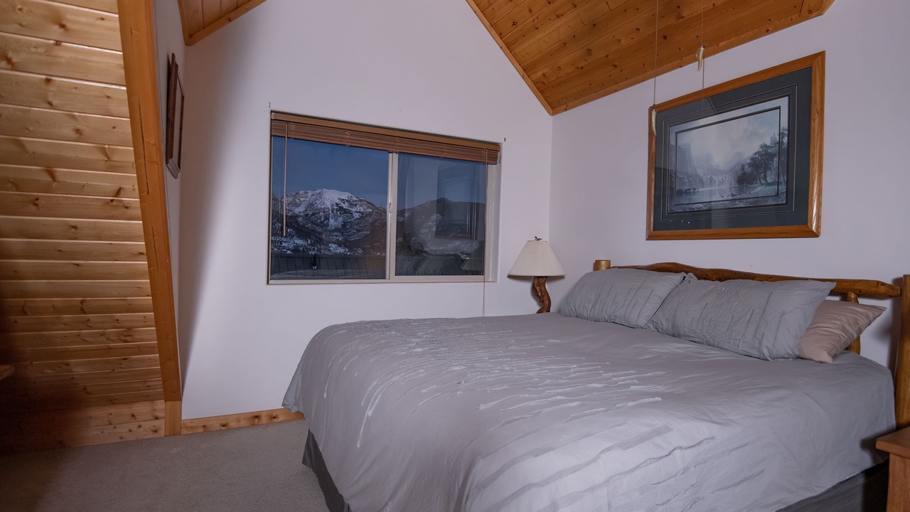 Photo of Bedroom in Grand Lake