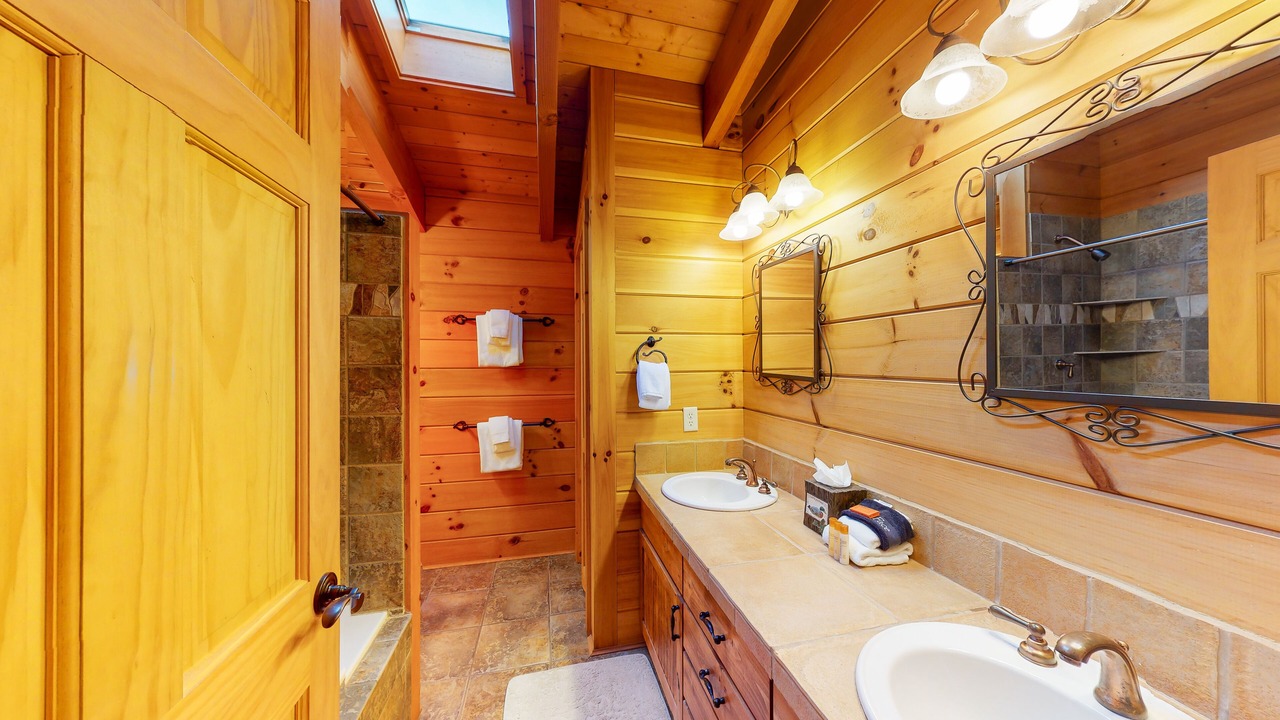Photo of Bathroom in Quandary Village