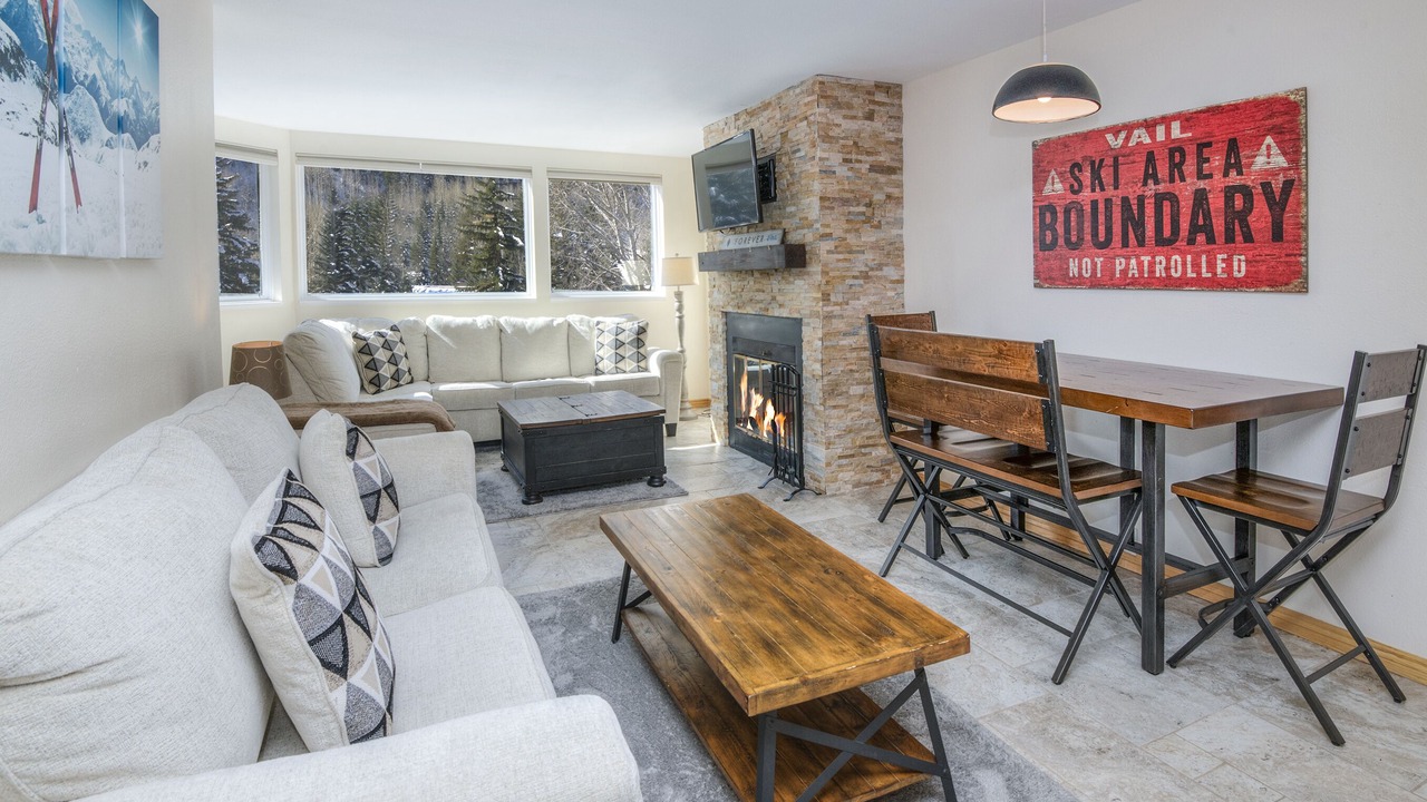 Photo of Livingroom in Vail