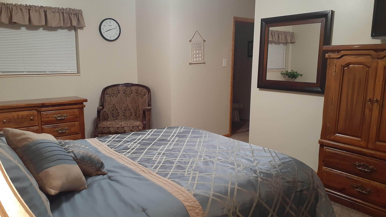 Photo of Bedroom in Canyon Rim